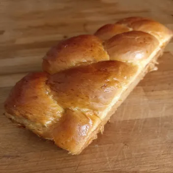 Brioches (recette pour 3 brioches)